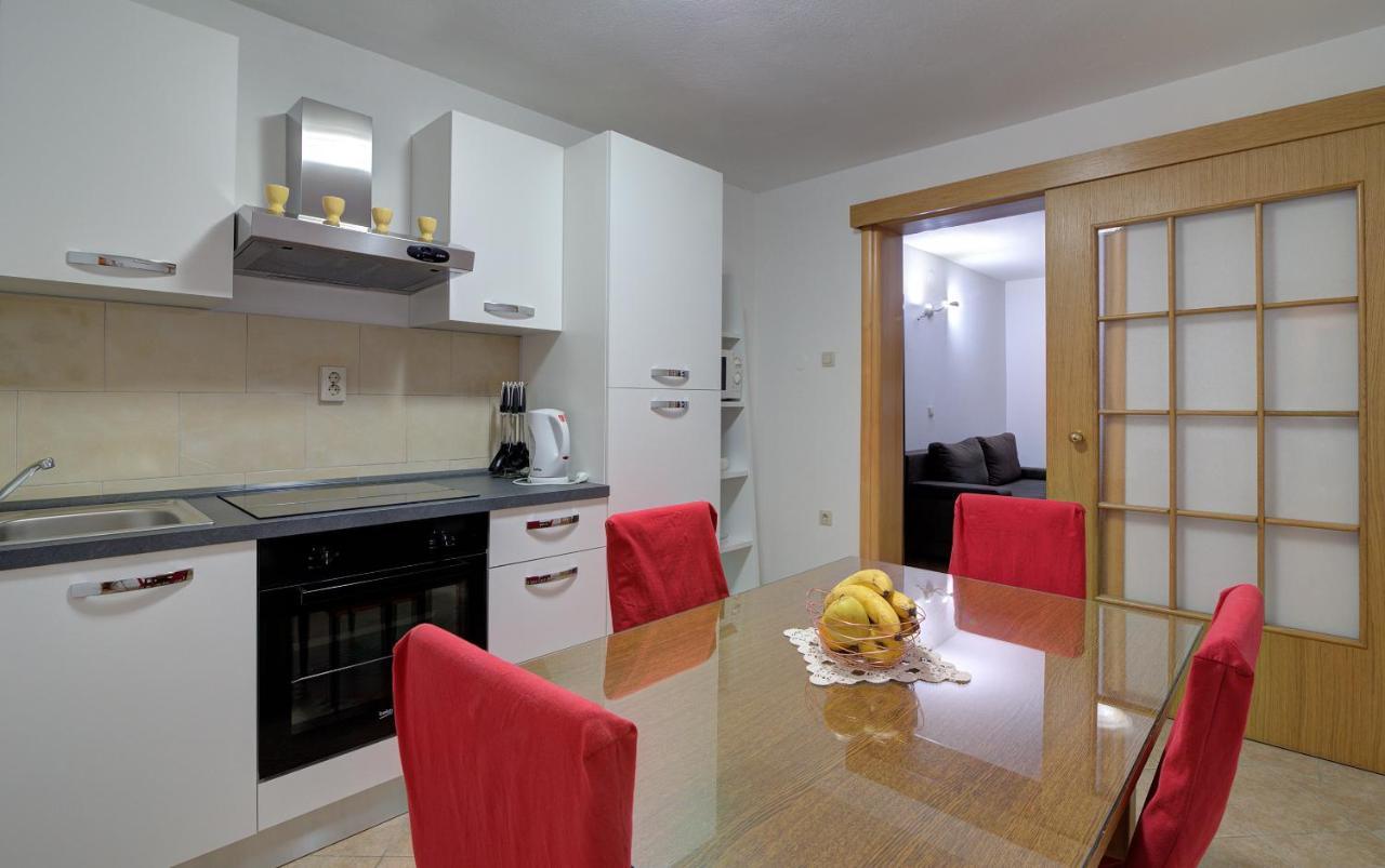 Apartments Lucia Senj 1 エクステリア 写真