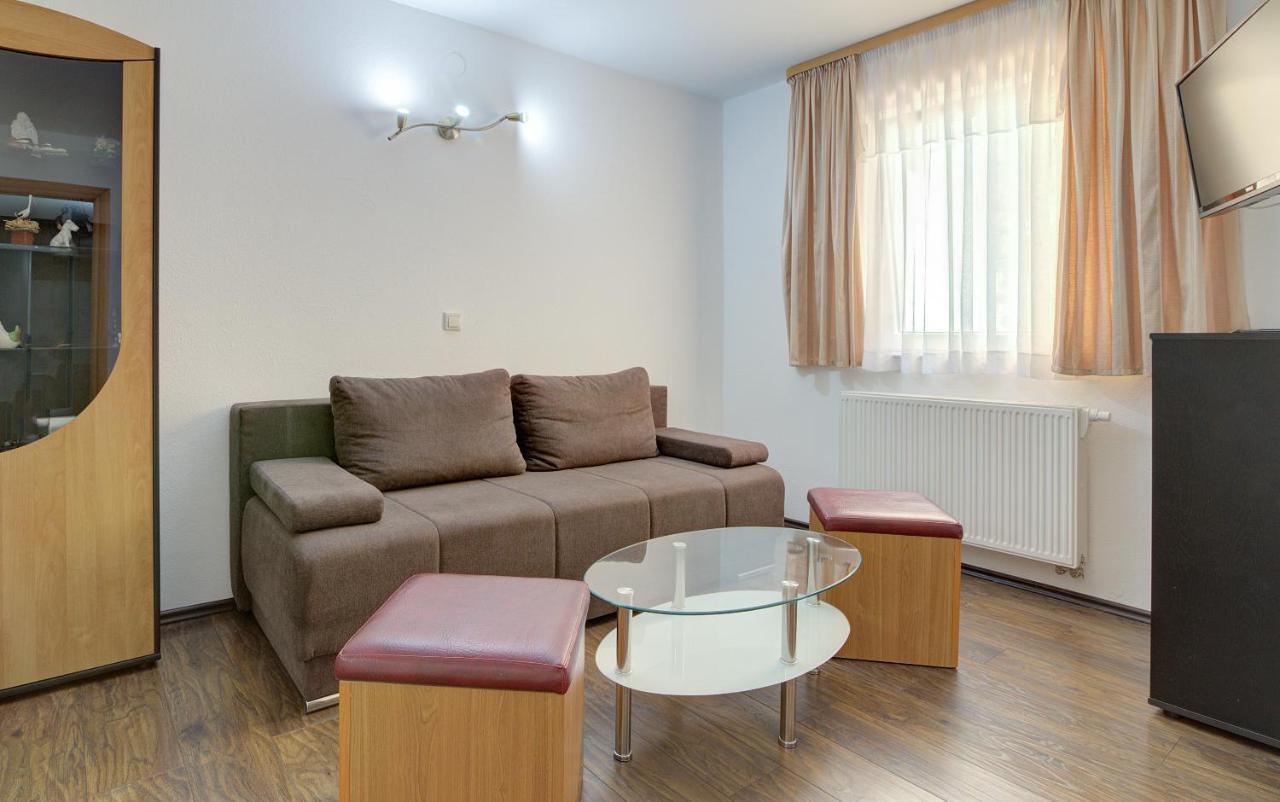 Apartments Lucia Senj 1 エクステリア 写真